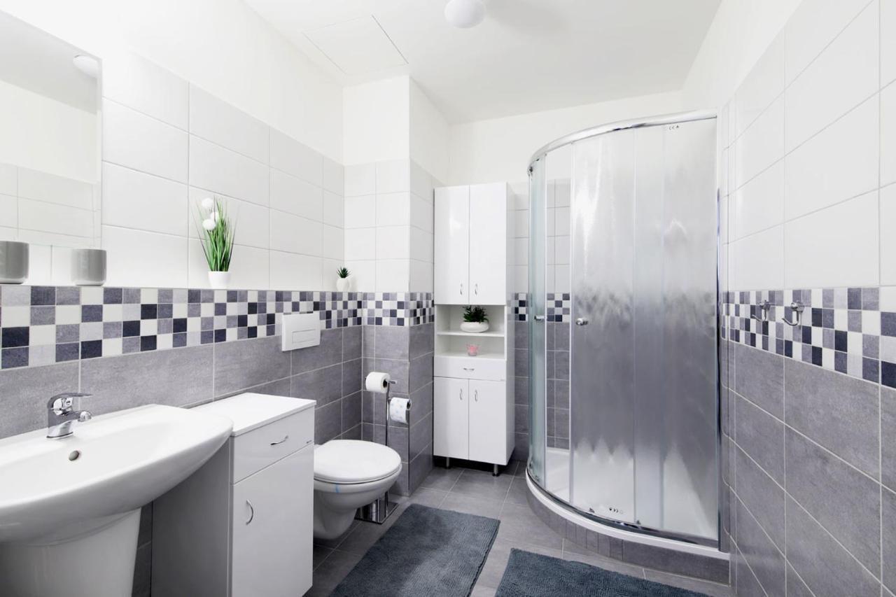 Mountain Apartments Klinovec Hexagon Лоучна-под-Клиновцем Экстерьер фото