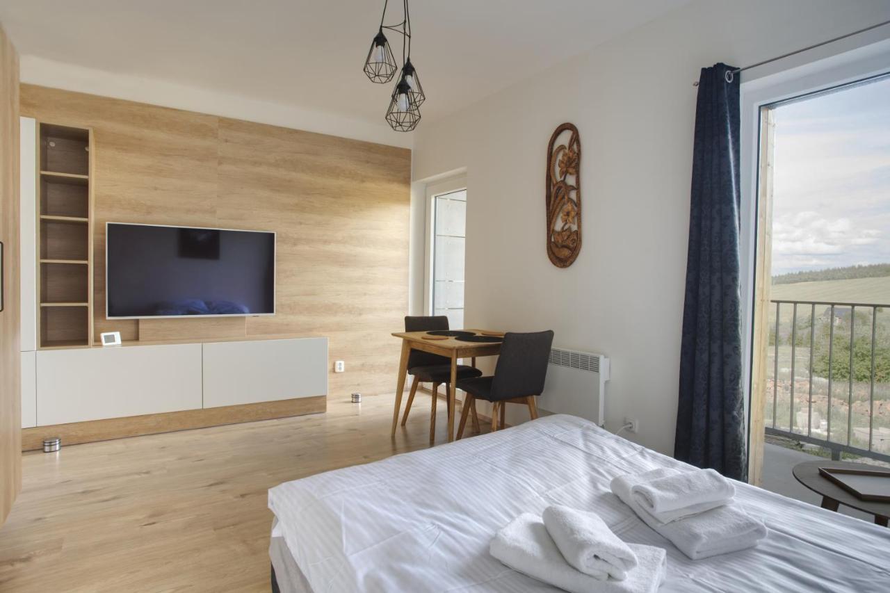 Mountain Apartments Klinovec Hexagon Лоучна-под-Клиновцем Экстерьер фото